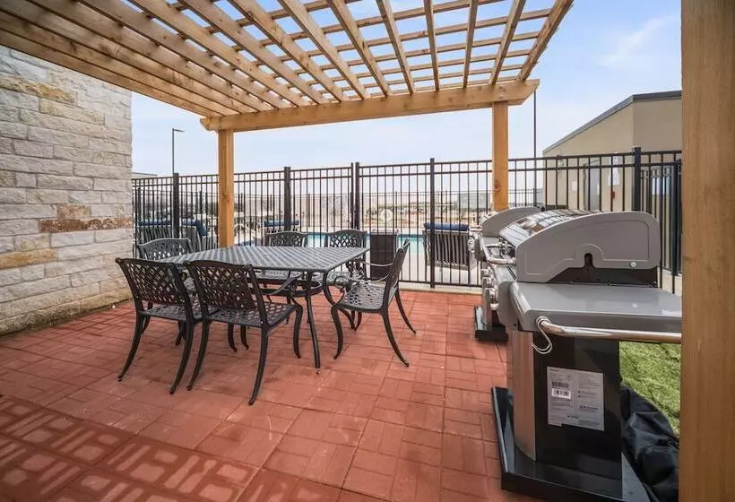 Hotelli Best Western Plus Executive Residency Austin   Round Rock