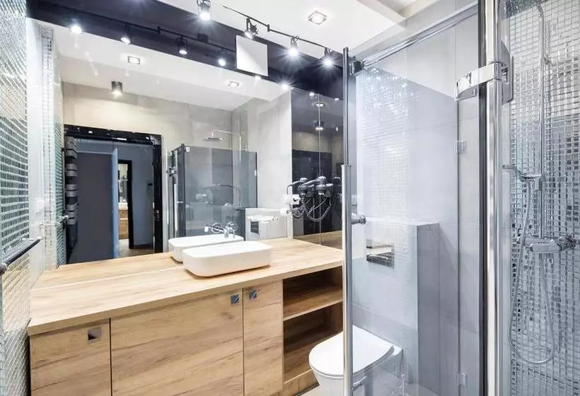 ホテル Poznan Apartments Towarowa