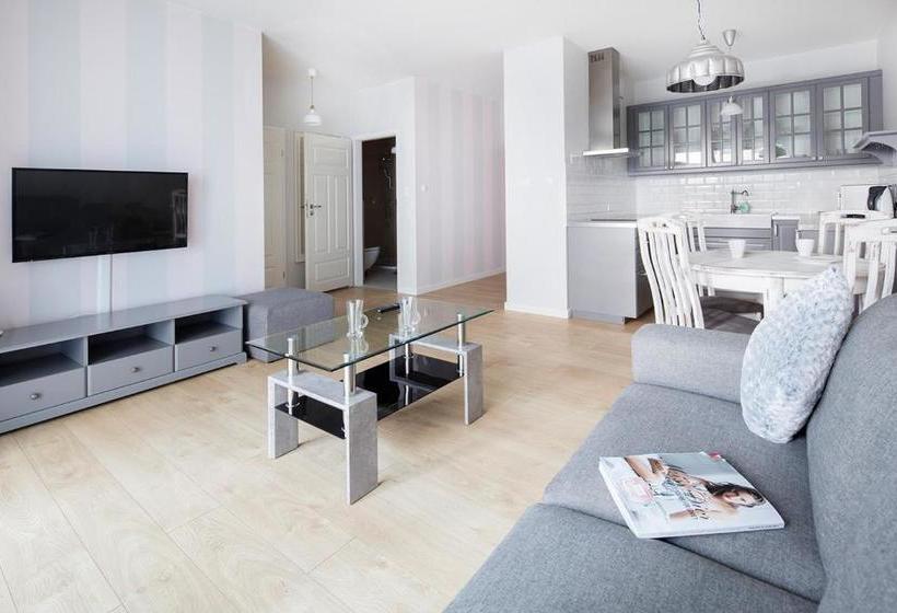 בית מלון כפרי Poznan Apartments Towarowa