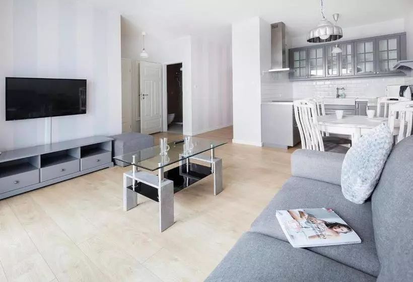 ホテル Poznan Apartments Towarowa