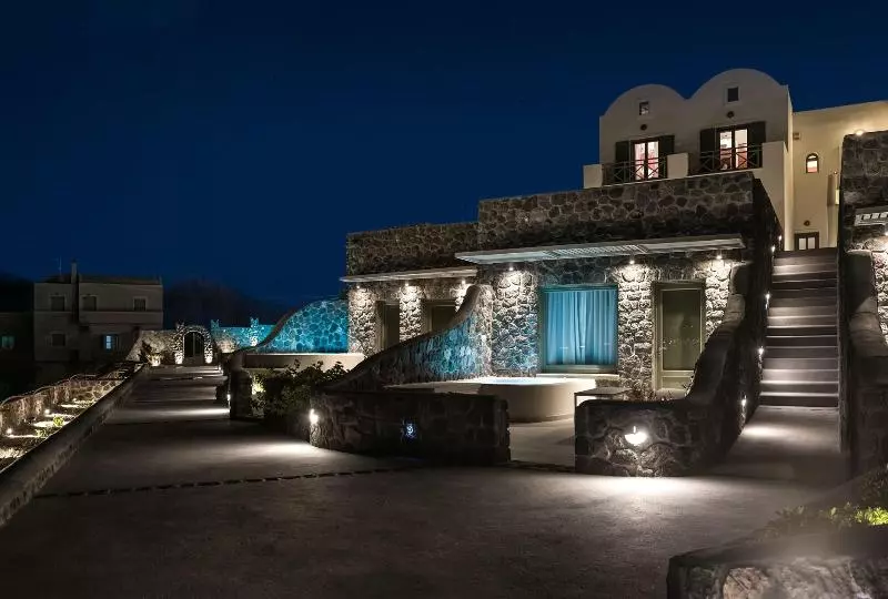 Hotelli Elements Of Caldera Suites