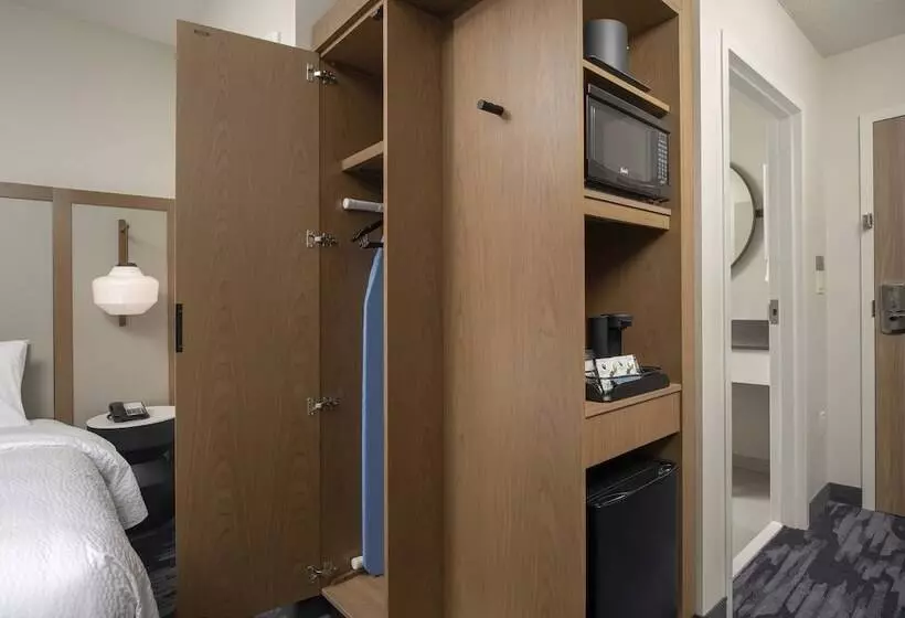 Hotelli Fairfield Inn & Suites By Marriott Miami Airport West/doral