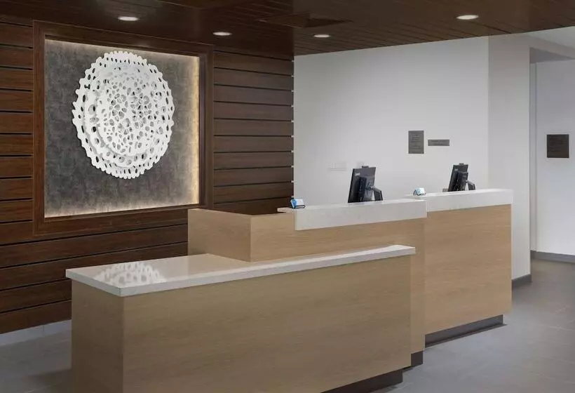 Hotelli Fairfield Inn & Suites By Marriott Miami Airport West/doral