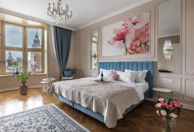 Отель Fragola Apartments Old Town