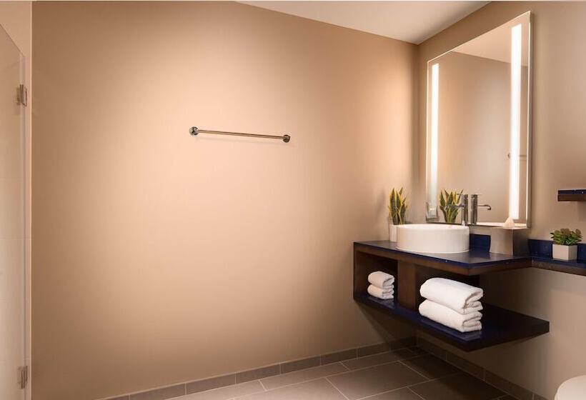 هتل Glō Best Western Nashville