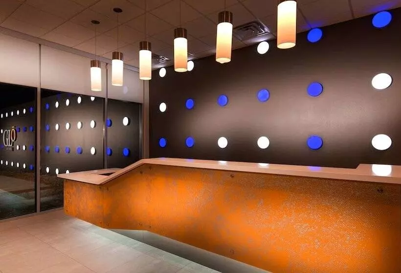 هتل Glō Best Western Nashville