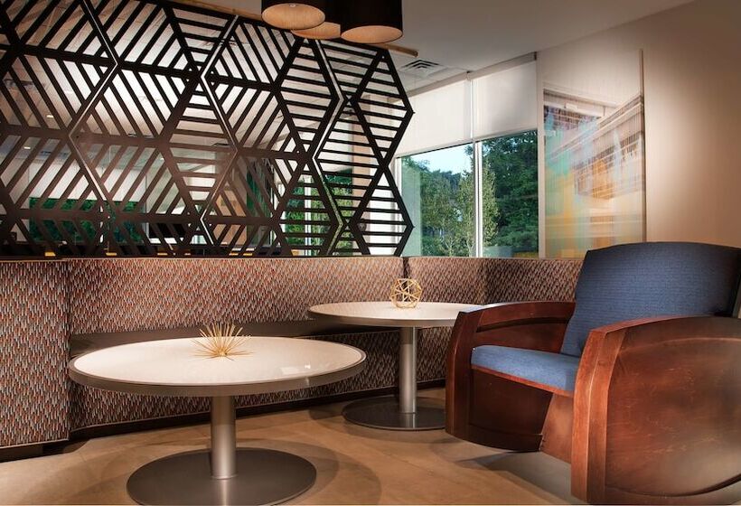 هتل Glō Best Western Nashville