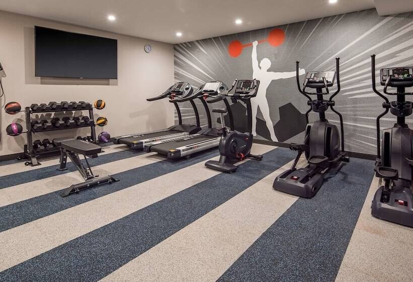 فندق Glō Best Western Brooklyn Nyc