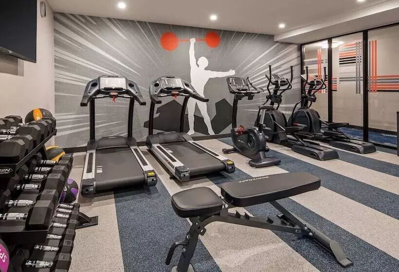 ホテル Glō Best Western Brooklyn Nyc