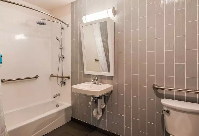 ホテル Glō Best Western Brooklyn Nyc