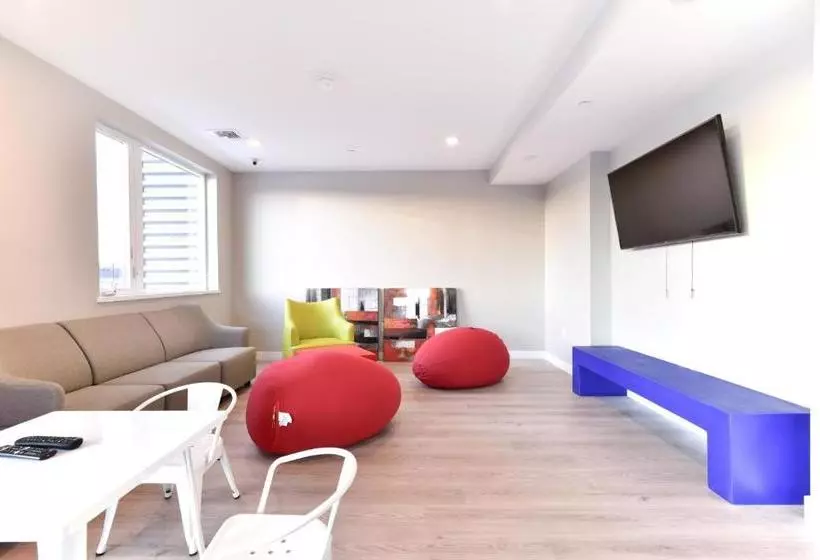 هتل Global Luxury Suites Longwood Medical