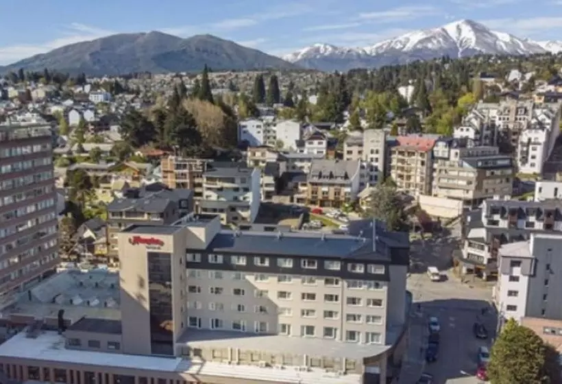 Hotel Hampton By Hilton Bariloche