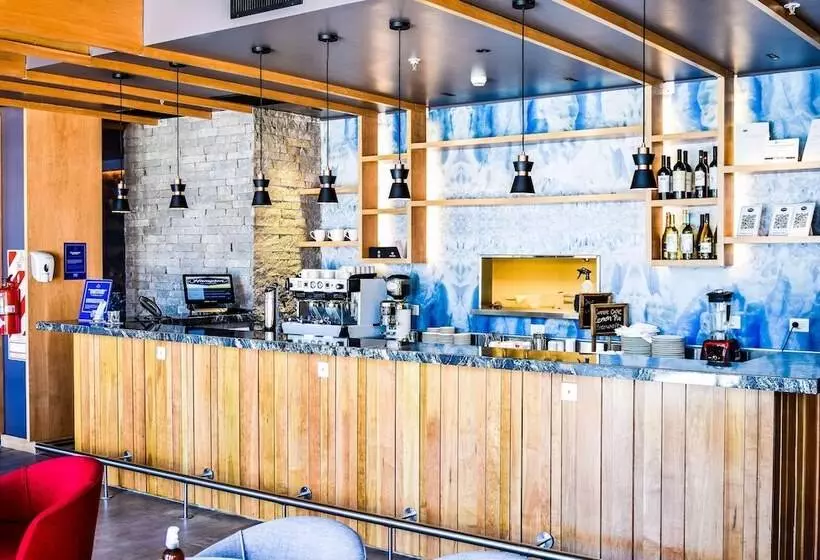 Hotel Hampton By Hilton Bariloche