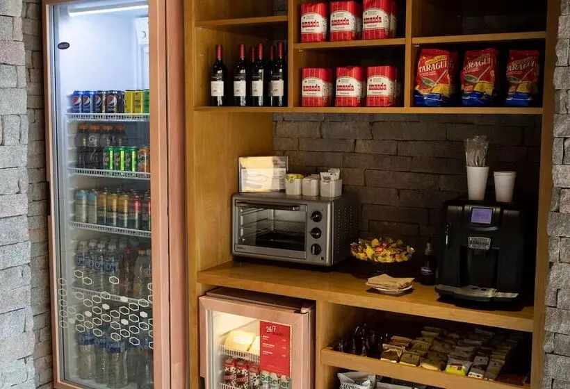 Hotel Hampton By Hilton Bariloche