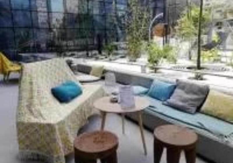 ホテル Hampton By Hilton Paris Clichy