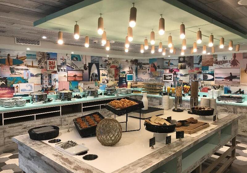 ホテル Hampton By Hilton Paris Clichy