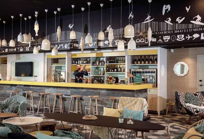 ホテル Hampton By Hilton Paris Clichy