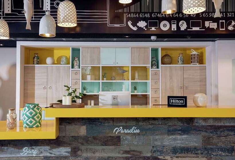 ホテル Hampton By Hilton Paris Clichy