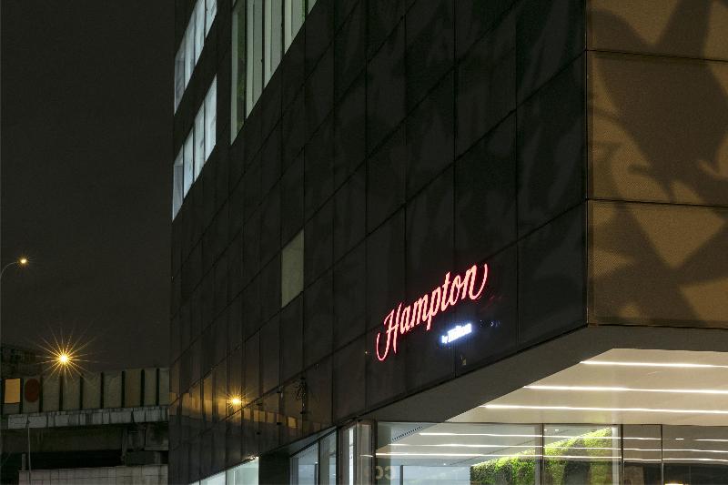 ホテル Hampton By Hilton Paris Clichy