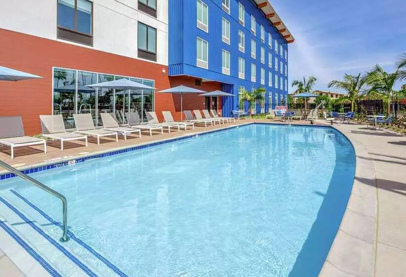 Hotelli  hampton Inn & Suites San Diego Airport Liberty Station