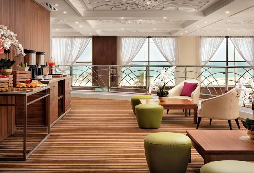 فندق Hilton Garden Inn Al Jubail