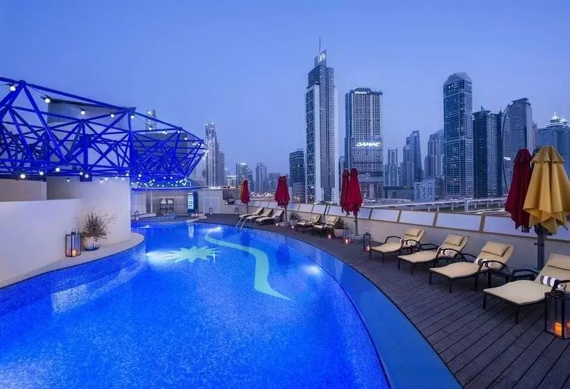 Leva Hotel And Suites, Opposite Downtown