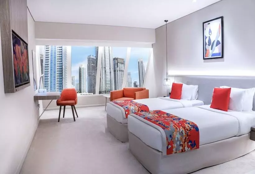 Leva Hotel And Suites, Opposite Downtown