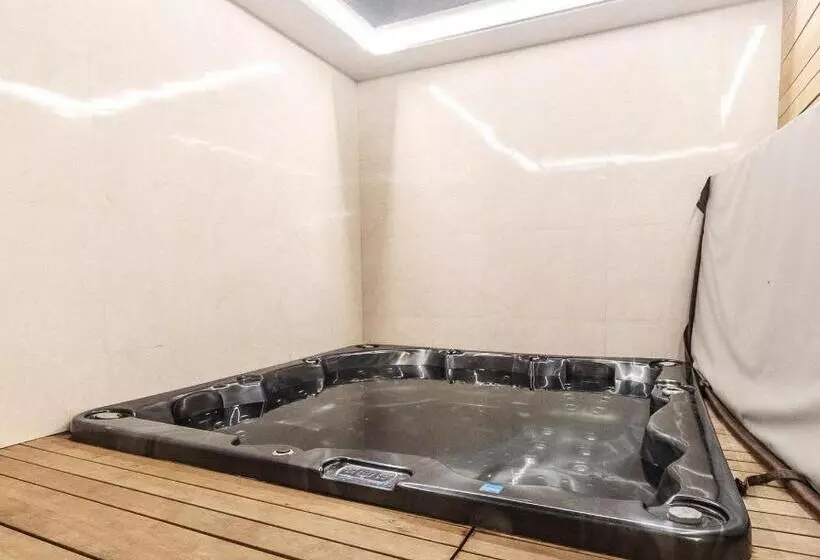 Hotelli Monte Vedetta