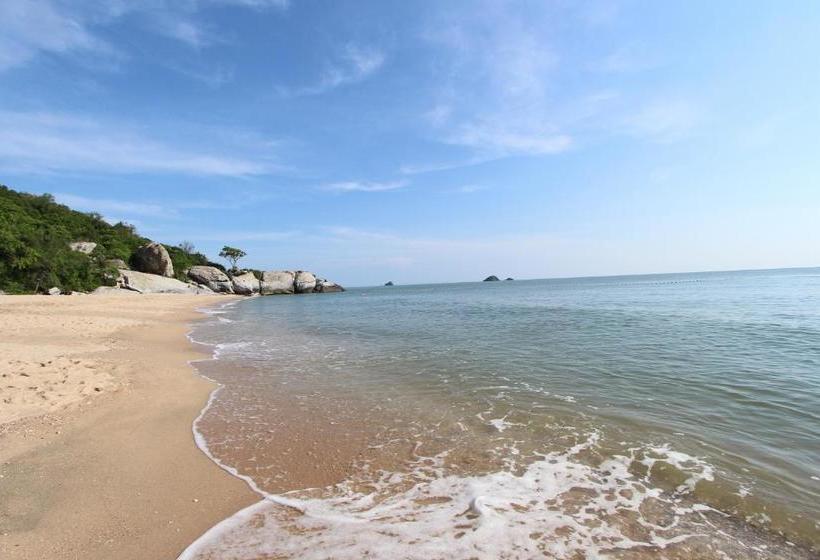 בית מלון כפרי T Villas Huahin