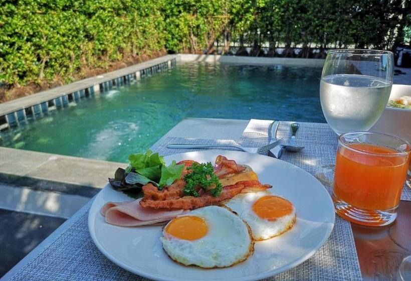 בית מלון כפרי T Villas Huahin