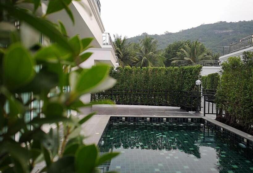 בית מלון כפרי T Villas Huahin