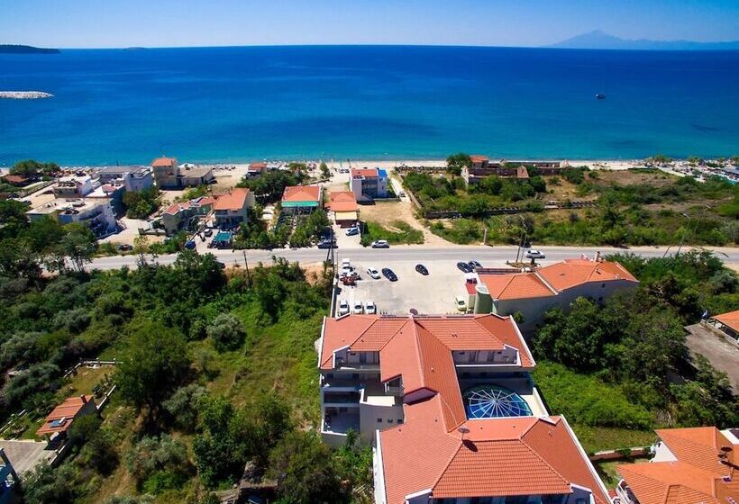 酒店 The Dome Luxury