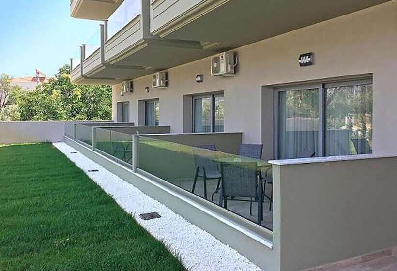 酒店 The Dome Luxury