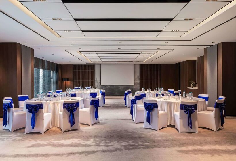 هتل Wyndham Grand Yangon