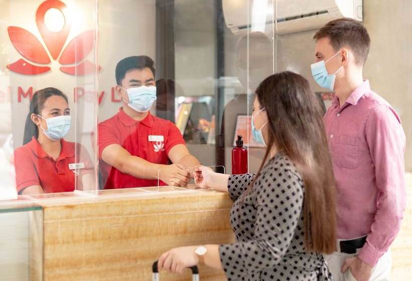 Hotel Zen Premium Near Rockwell Makati