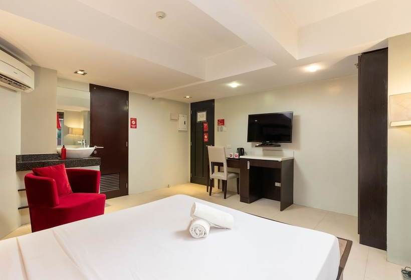 Hotel Zen Premium Near Rockwell Makati