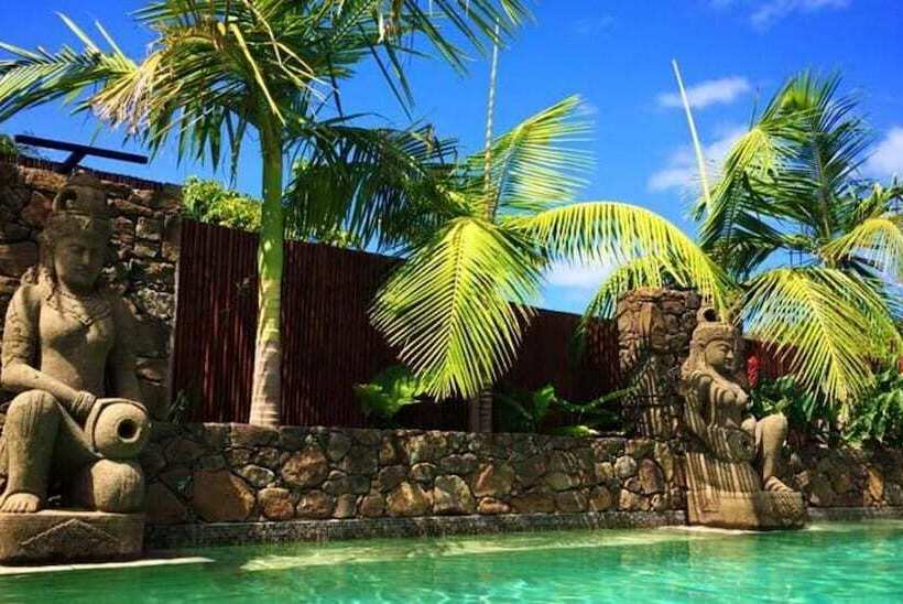 Pensão Aabi's At Byron