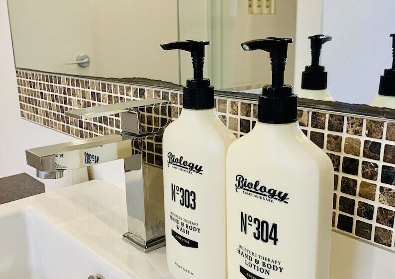 Pensão Aabi's At Byron