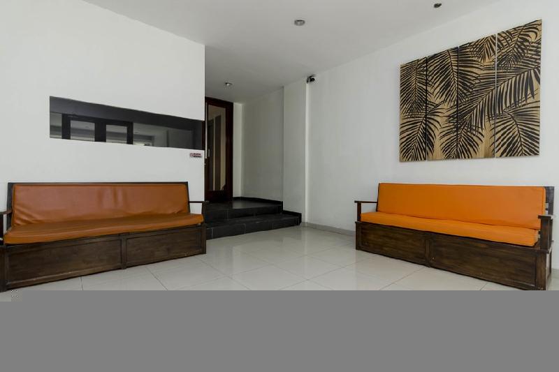 بنسيون Reddoorz Plus @ Pasar Baru