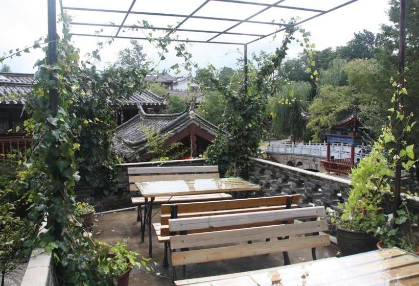 Pensjonat Sleepy Inn Lijiang