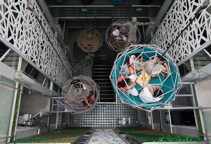 Selah Pods Hotel Manila