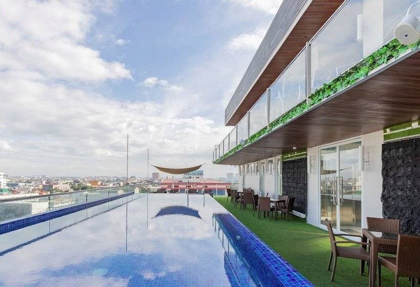 Selah Pods Hotel Manila