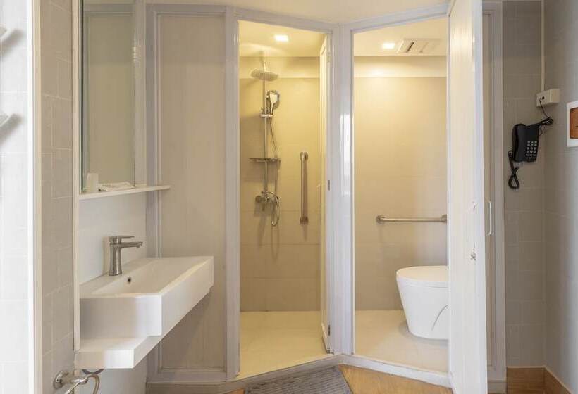 Selah Pods Hotel Manila