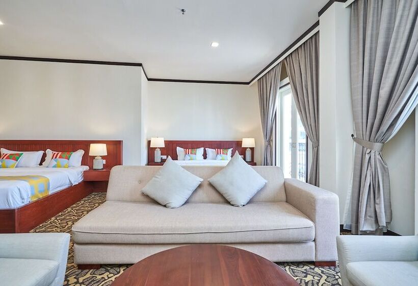 The Platinum Hotel & Suites