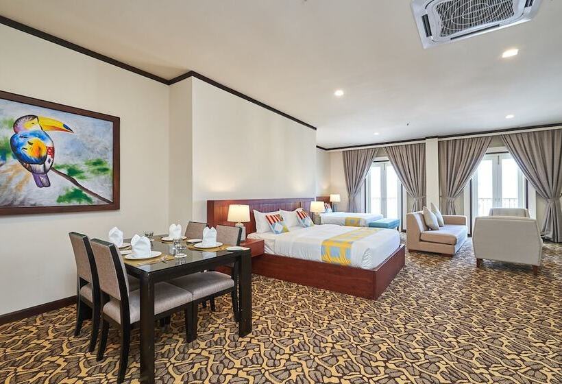 The Platinum Hotel & Suites