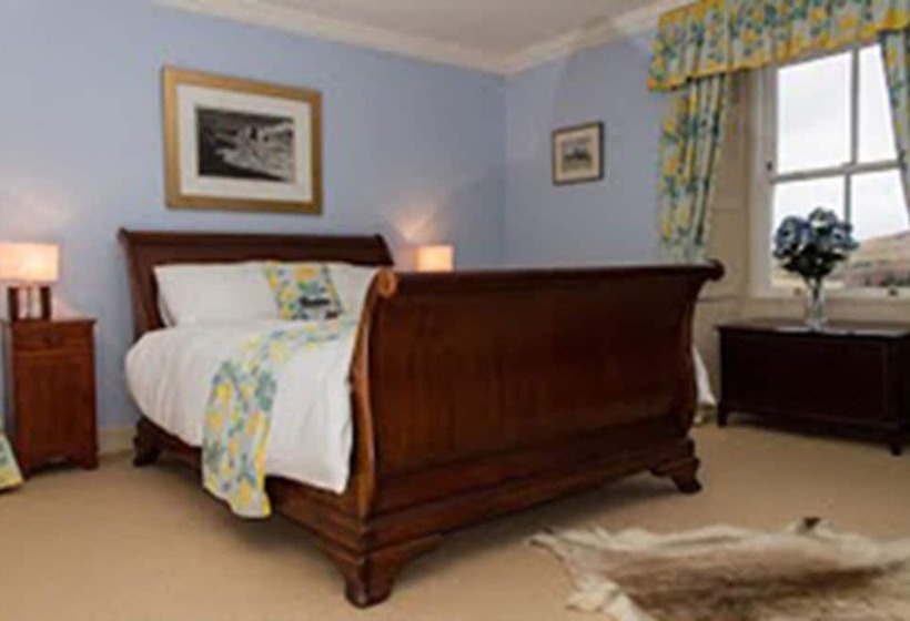 Abbotshaw House   Farm B&b