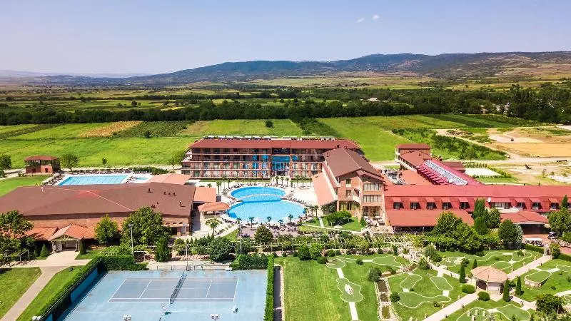 هتل Ambassadori Kachreti Golf Resort