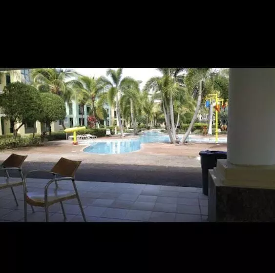 Aquatika Paraiso Tropical