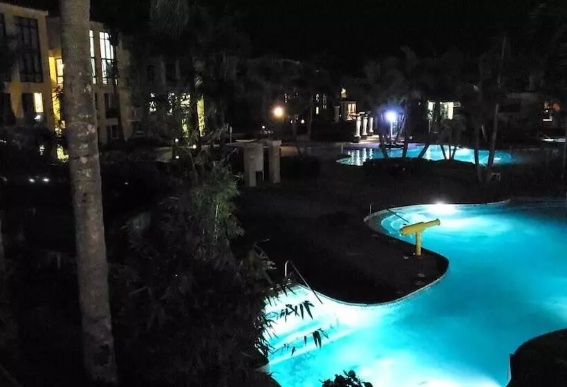 Aquatika Paraiso Tropical