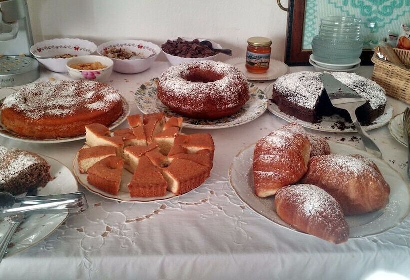 فندق فئة نجمة واحدة Agriturismo Irghitula